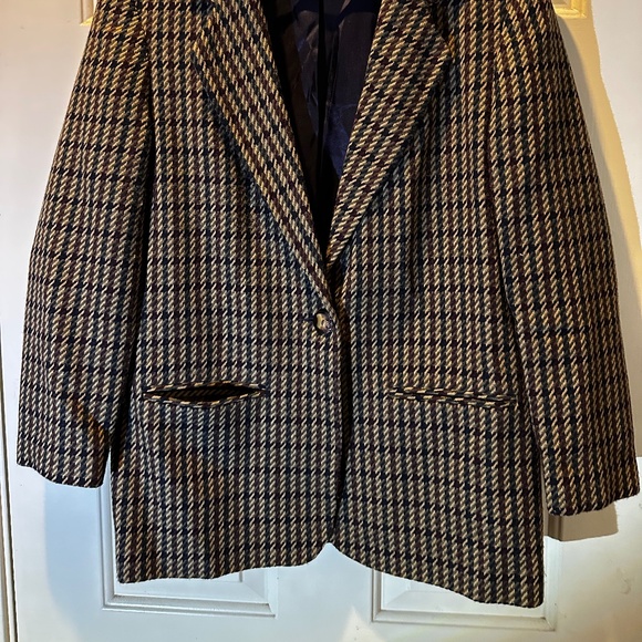 Beautiful Vintage Sag Harbor Size 6 Petite Houndstooth Blazer - Picture 3 of 7